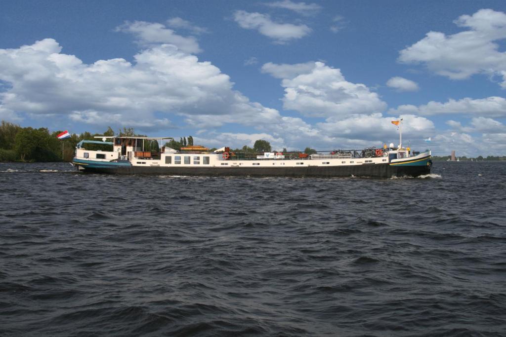 Hotelboat Allure Амстердам Екстериор снимка