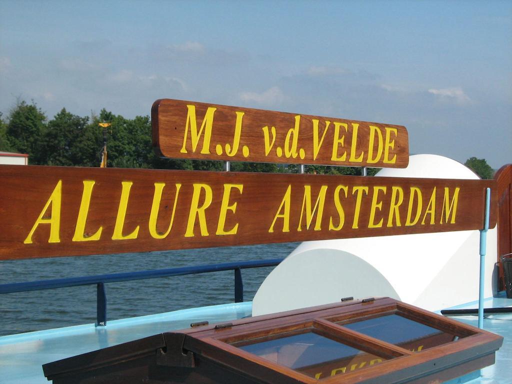 Hotelboat Allure Амстердам Екстериор снимка