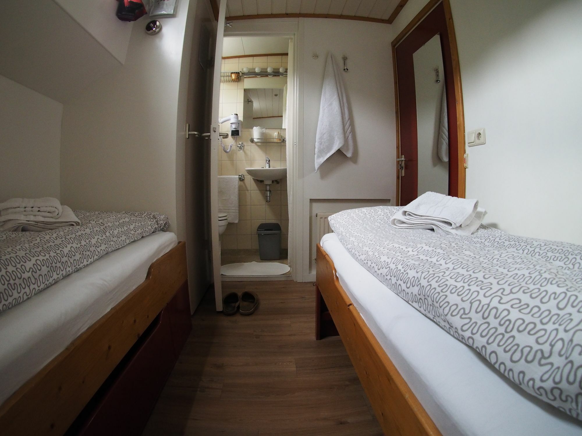 Hotelboat Allure Амстердам Екстериор снимка